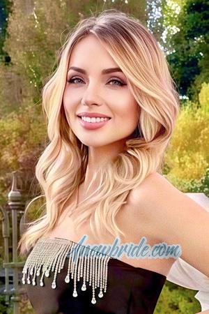 223359 - Lyudmyla Age: 34 - Ukraine