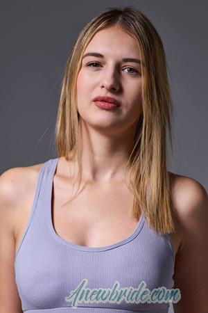 223373 - Anzhelika Age: 23 - Ukraine
