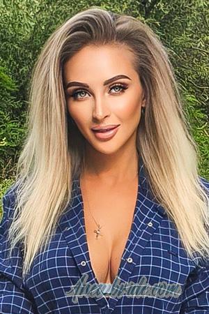 223509 - Irina Age: 39 - Ukraine