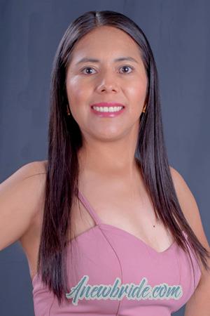 223585 - Flora Age: 36 - Bolivia