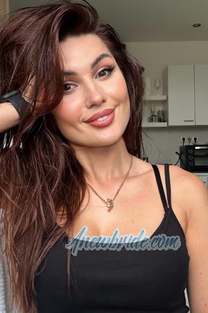 223624 - Kseniia Age: 31 - Ukraine