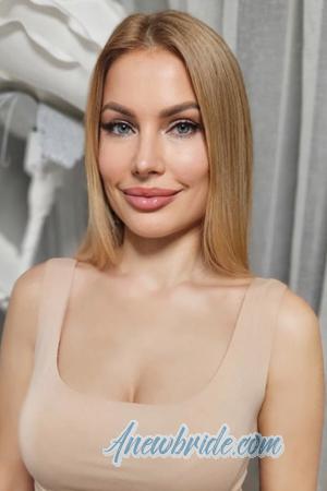 223782 - Oksana Age: 47 - Russia