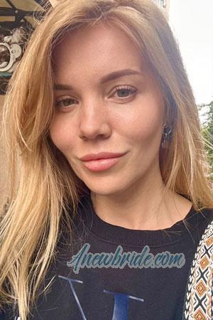 223945 - Maryna Age: 42 - Ukraine