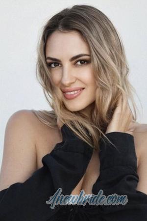 223949 - Yuliia Age: 32 - Ukraine