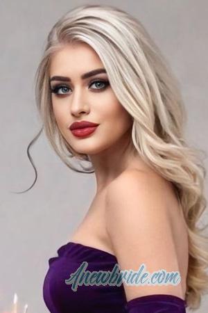 224032 - Nataliia Age: 32 - Ukraine