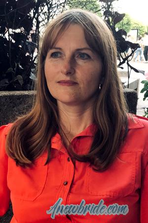 224057 - Irina Age: 41 - Russia