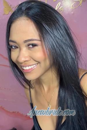 224069 - Saray Age: 23 - Colombia