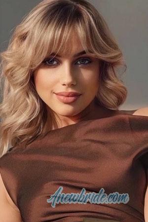 224207 - Yevheniia Age: 40 - Ukraine