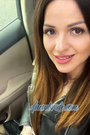 224370 - Irina Age: 39 - Ukraine