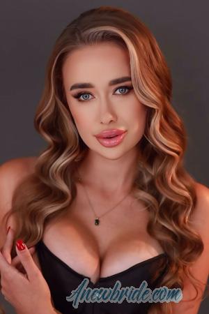 224422 - Valeriia Age: 22 - Ukraine