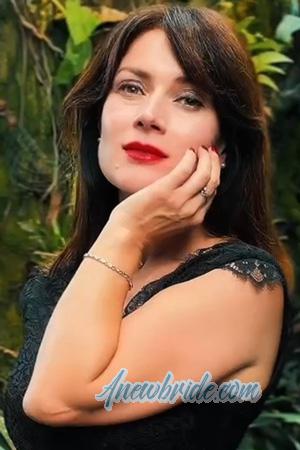 224799 - Yanina Age: 43 - Ukraine