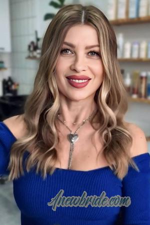 225051 - Larysa Age: 60 - Ukraine