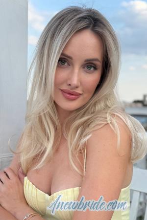 225182 - Viktoria Age: 33 - Ukraine