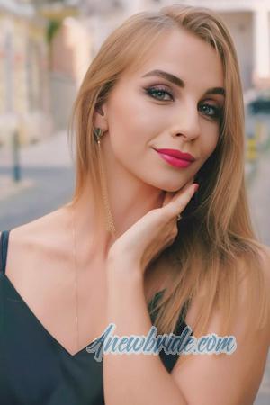 225642 - Natalia Age: 35 - Ukraine