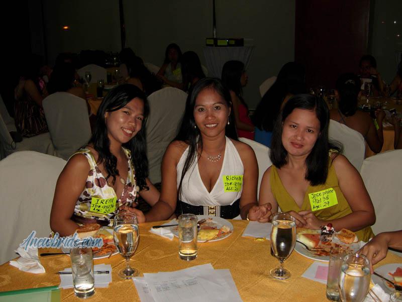 Philippine-Women-9317